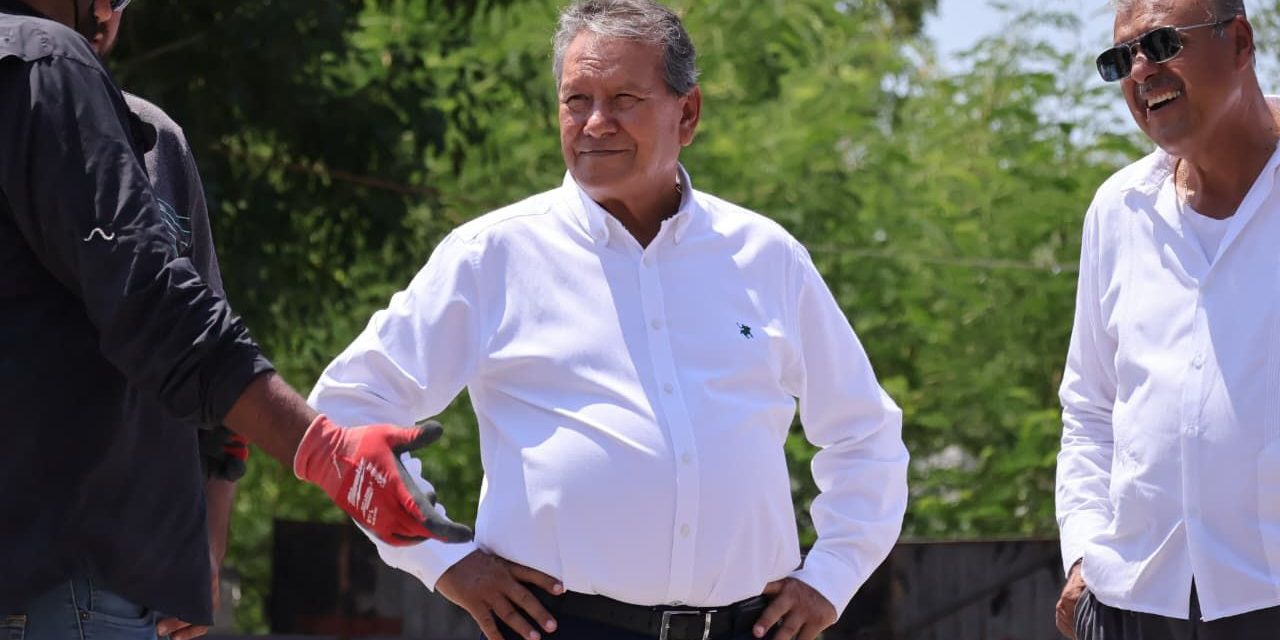 Supervisa Óscar Ríos obras al interior de las colonias