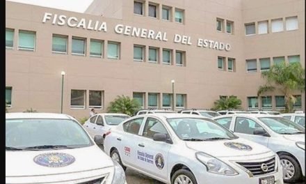 Fiscalía de Guerrero ofrece 250 mil pesos por criminales tras ataque en Acapulco