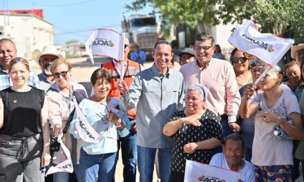 Emilio de Hoyos inicia nuevas obras de pavimentación