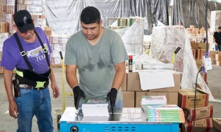 Llegan libros de texto para el próximo ciclo escolar a Acuña y Jiménez
