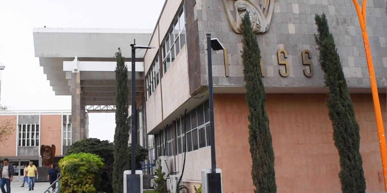 Hospitalizan a menor por ingerir pastillas