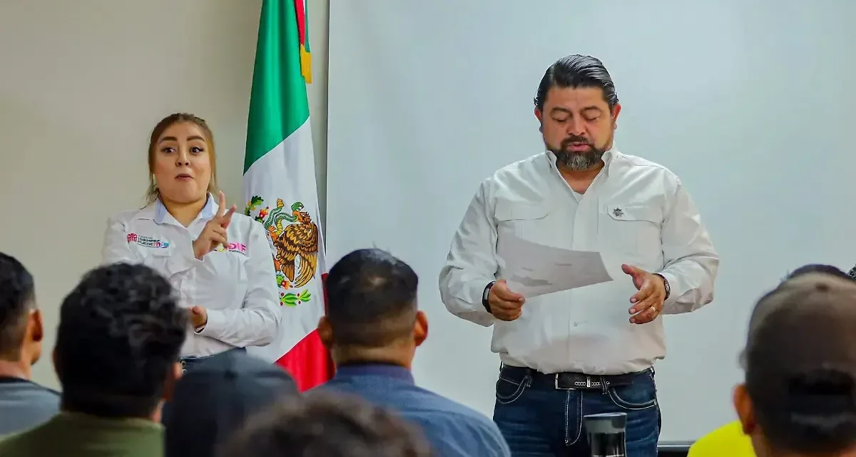 Brindan capacitación a motociclistas con problemas auditivos