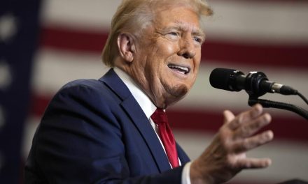 Trump planea sacar a las personas sin hogar de Washington
