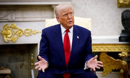 Destaca Trump ‘grandes avances’ tras reunión con Vladimir Putin