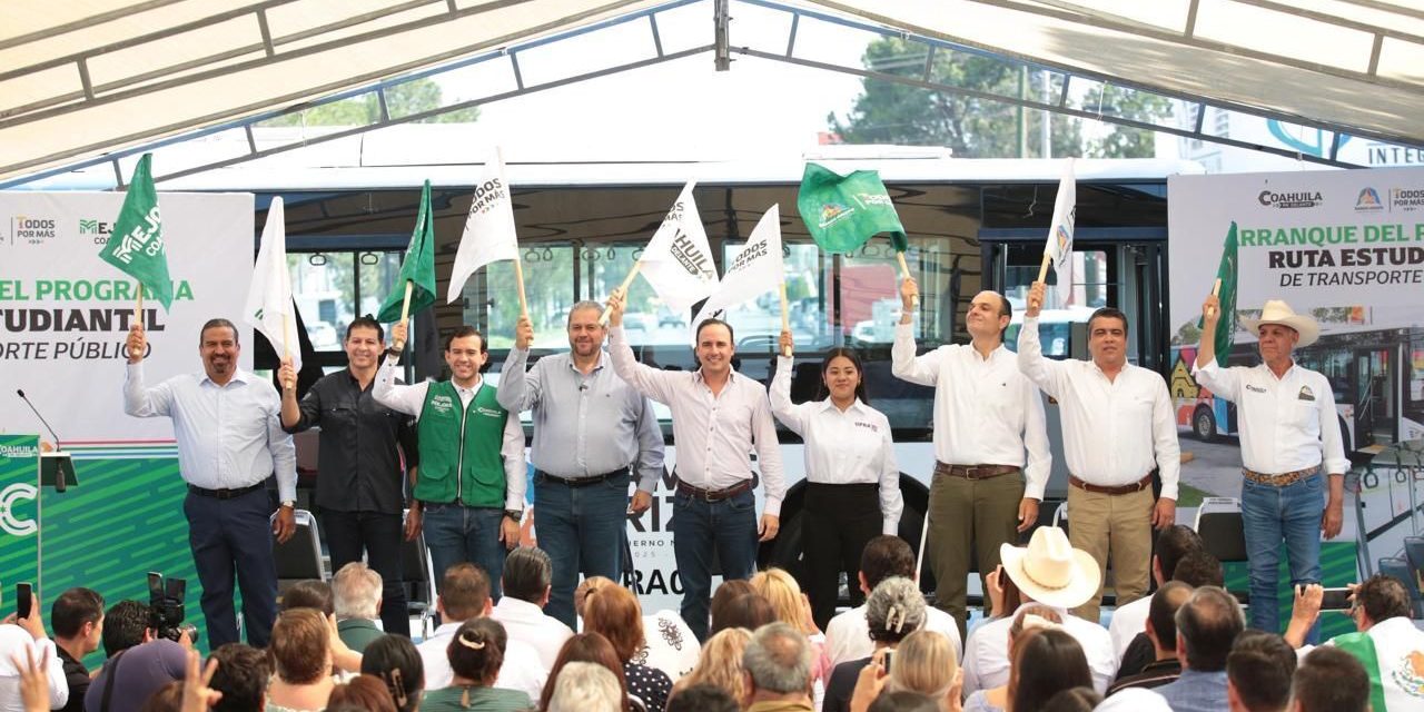 Manolo Jiménez da banderazo inicial al programa Ruta Estudiantil