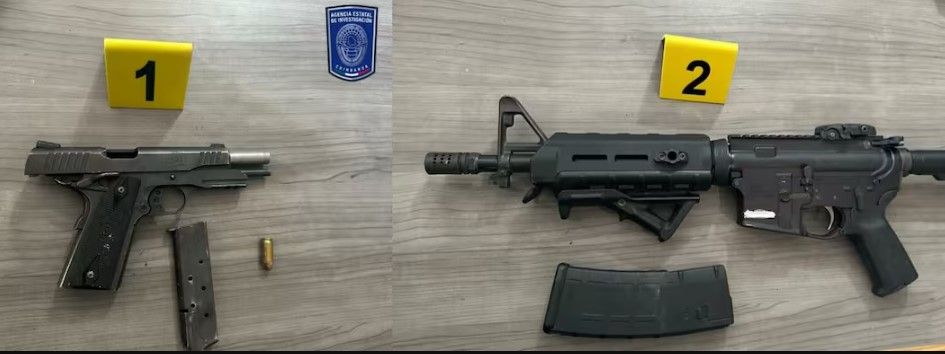 Catean vivienda de policía municipal y aseguran arsenal en Chihuahua