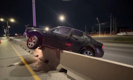 Durante la madrugada se registran dos choques al mismo tiempo en Fundadores