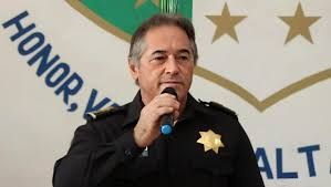 Catean residencia del exsecretario de seguridad de Tabasco buscado por secuestro y extorsión