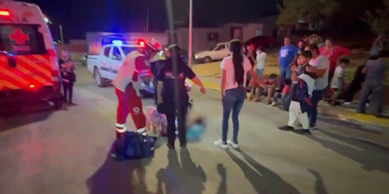 Menor de 15 años cae de motocicleta en Saltillo