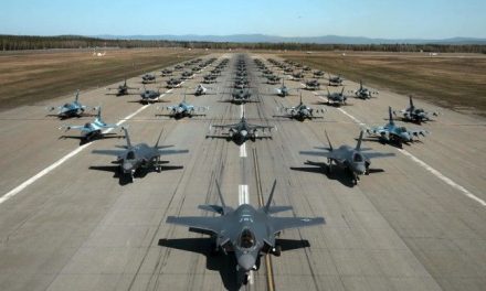 Trump y busca cooperación aérea con la OTAN para garantizar seguridad en Ucrania