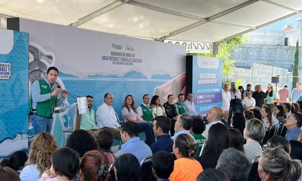 Saltillo: Javier Díaz presente en el inicio de obras en la colonia El Salvador