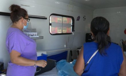 Realizan jornada de salud para mujeres en Saltillo