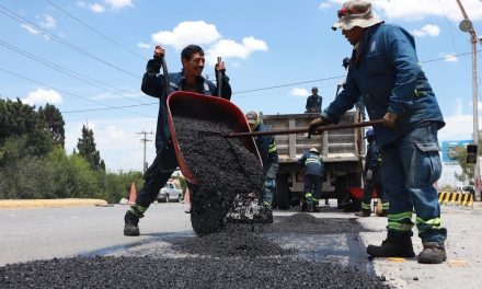 Siguen acciones de bacheo en Saltillo