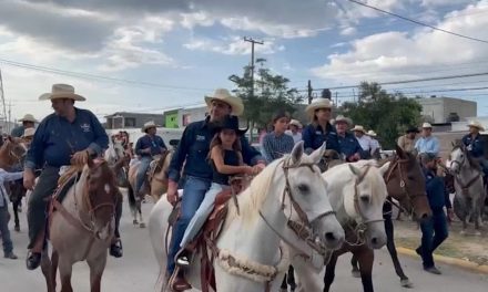 Un éxito cabalgata de Ramos Arizpe