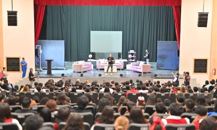 Ofrecen conferencia contra el suicidio en Acuña
