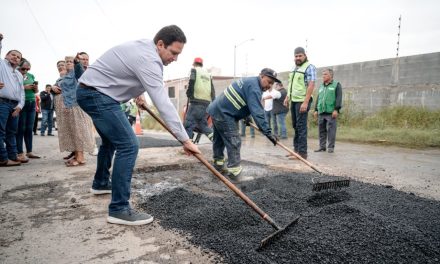 Se mantiene activo el programa de bacheo en todos los sectores de Saltillo
