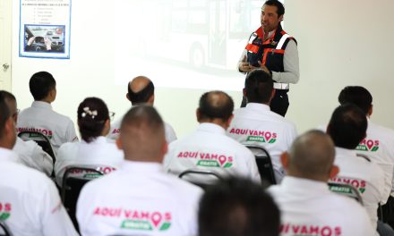 Capacitan a operadores de las rutas troncales ‘Aquí Vamos Gratis’