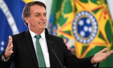 Médicos confirman que Jair Bolsonaro padece cáncer de piel