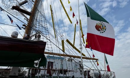 El Buque Escuela Cuauhtémoc regresa a México tras reparaciones por accidente en Nueva York