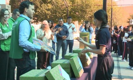 La educación el motor del desarrollo, en Coahuila se apoya formación de jóvenes