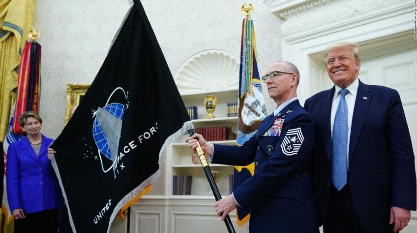 Trump traslada el Comando Espacial de EE. UU. a Huntsville, Alabama