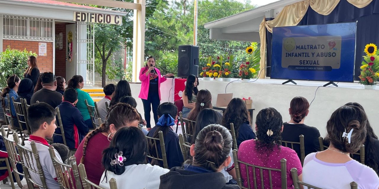 Fundación RCG imparte conferencia en secundaria de Saltillo