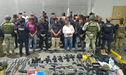 Detienen a 38 presuntos integrantes de la Luz del Mundo entrenando en campo de adiestramiento