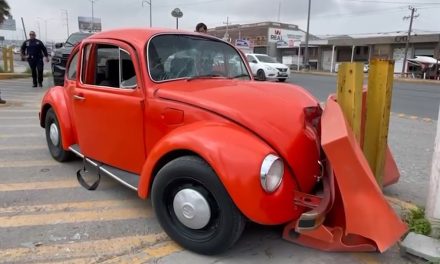 Madre e hija resultan lesionadas tras accidente en Saltillo