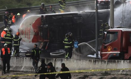 Aumenta a diez el número de muertos por explosión de pipa en Iztapalapa