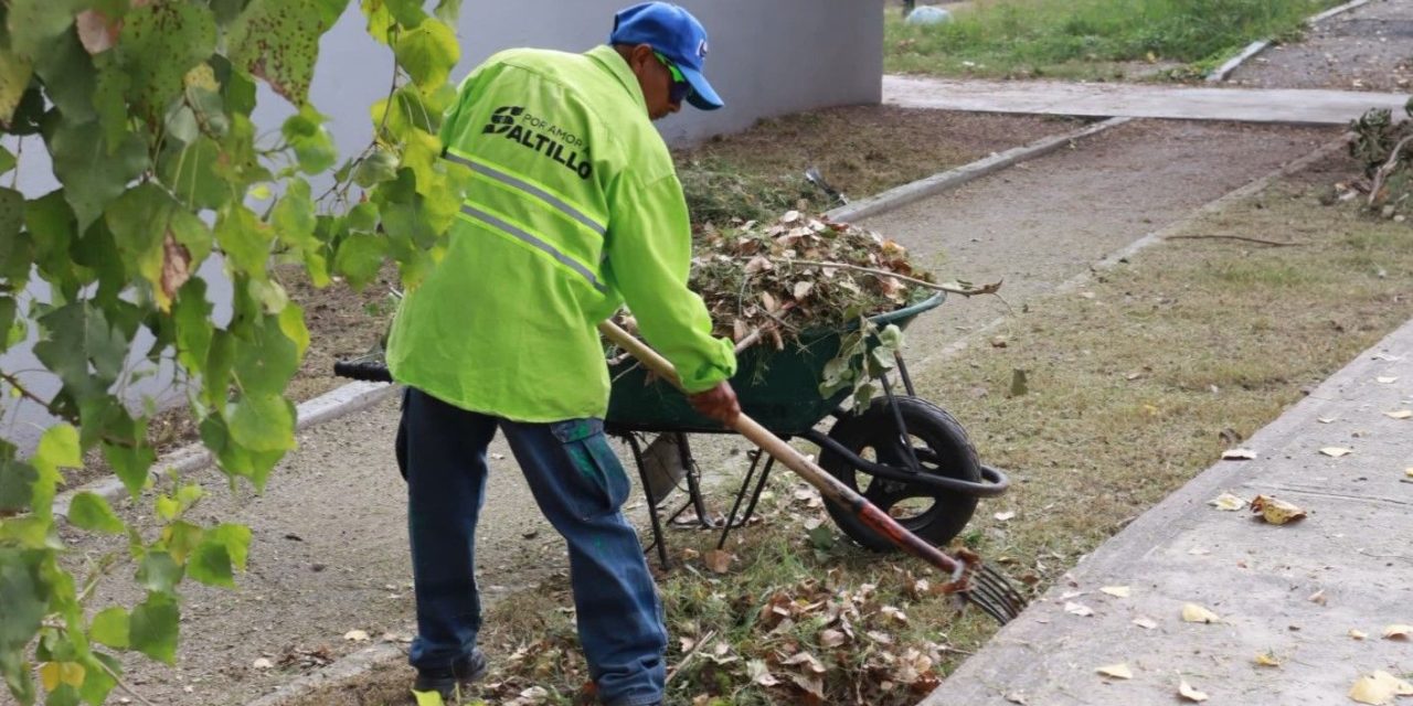 Refuerza Ayuntamiento bacheo al sur de Saltillo