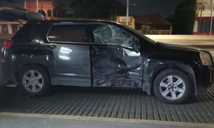 Saltillo: Mujer no mide las consecuencias y retorna sin esperar su flecha… ocasionó un accidente