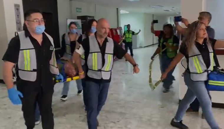 Realizan simulacro al interior de la Presidencia Municipal de Saltillo