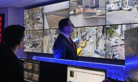 El Servicio Secreto desmantela una red de telecomunicaciones que generaría caos masivo en Nueva York