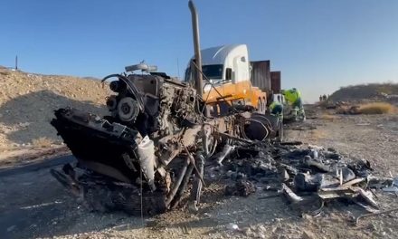 Tráiler se incendia tras accidente en el Libramiento Norponiente