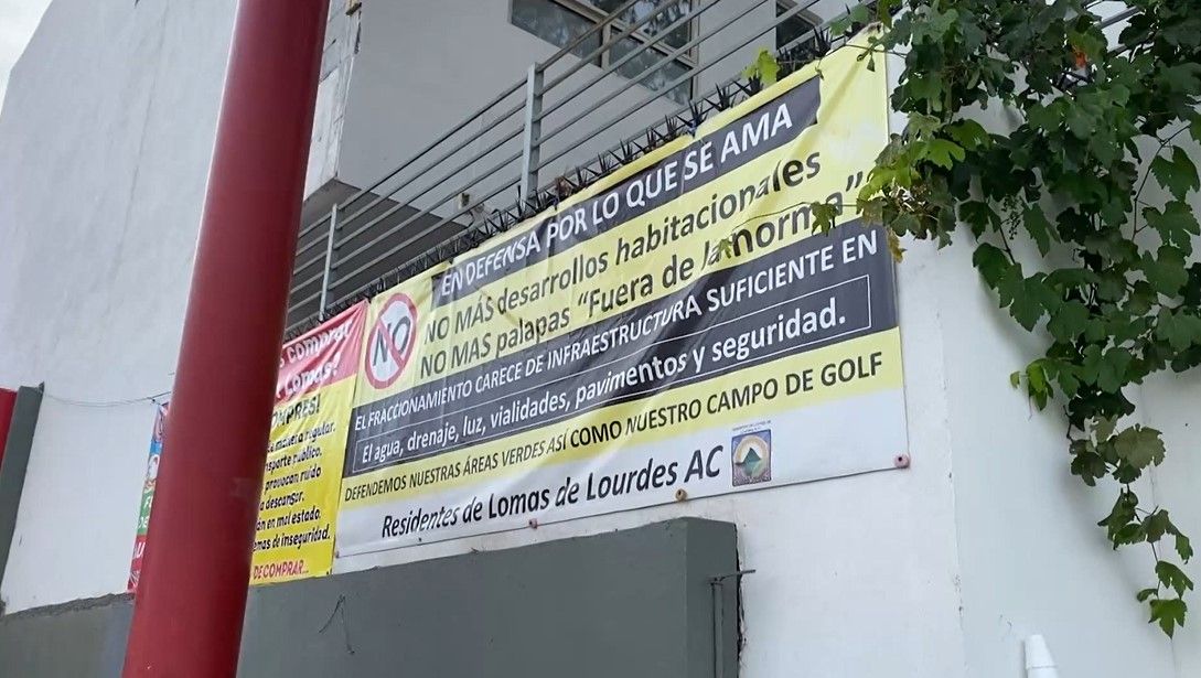Vecinos alertan de riesgos de comprar viviendas en Lomas de Lourdes