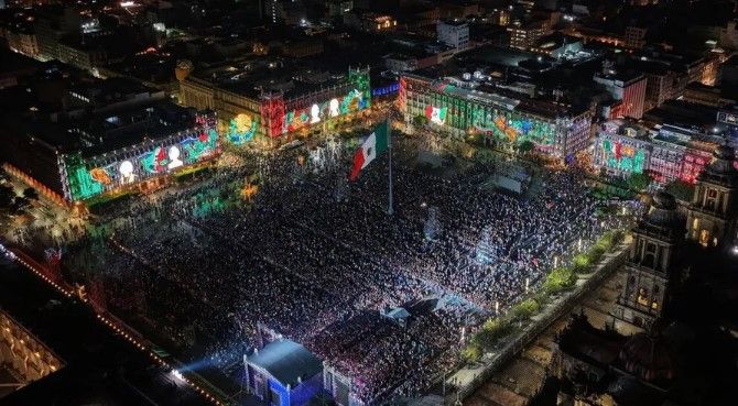 Sigue EN VIVO la transmisión del 215 Aniversario del Grito de Independencia en el Zócalo Capitalino
