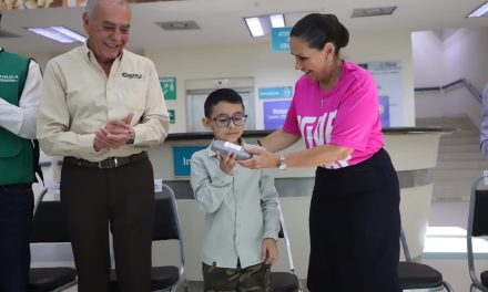 Lleva DIF Coahuila gran programa de lentes