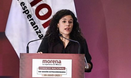 Luisa María Alcalde es cuestionada por polémicas de morenistas