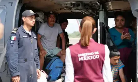 Claudia Sheinbaum supervisa la entrega de ayuda en estados afectados