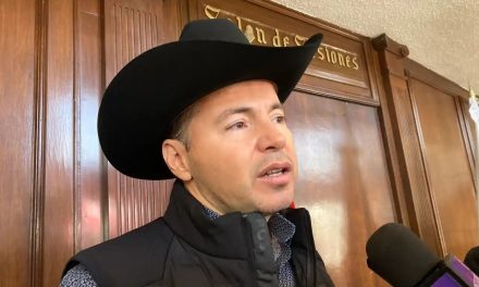 Oportunismo e incongruencia del diputado Antonio Flores