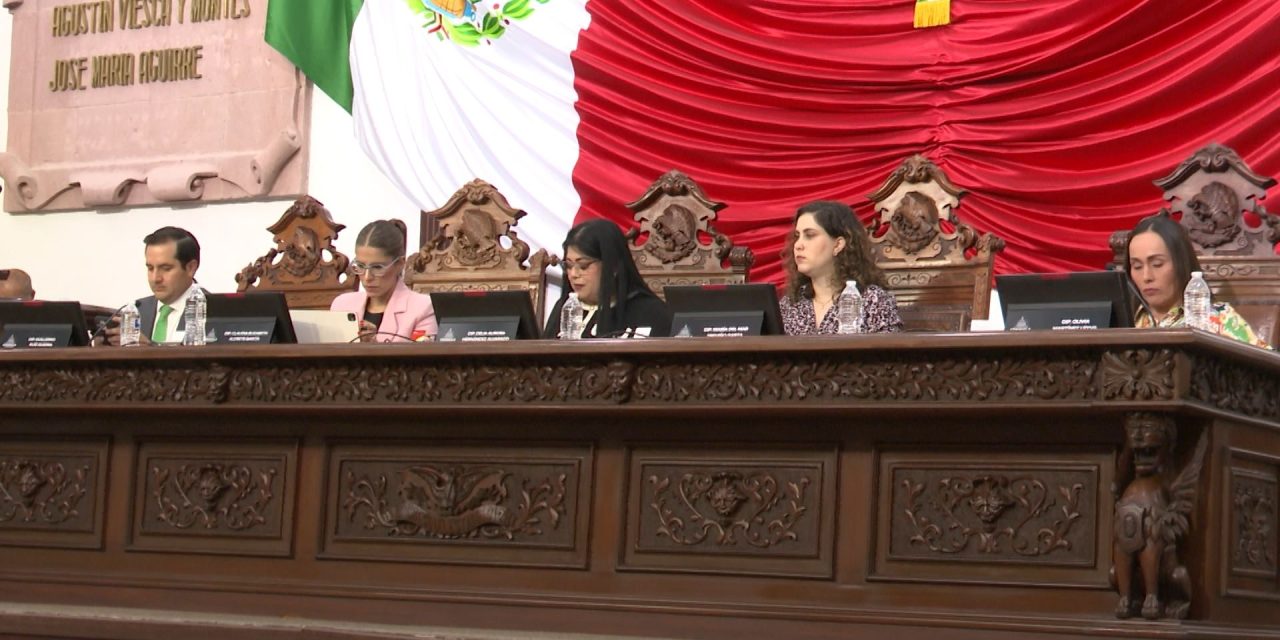 Presentan reforma para proteger a personal educativo frente a agresiones