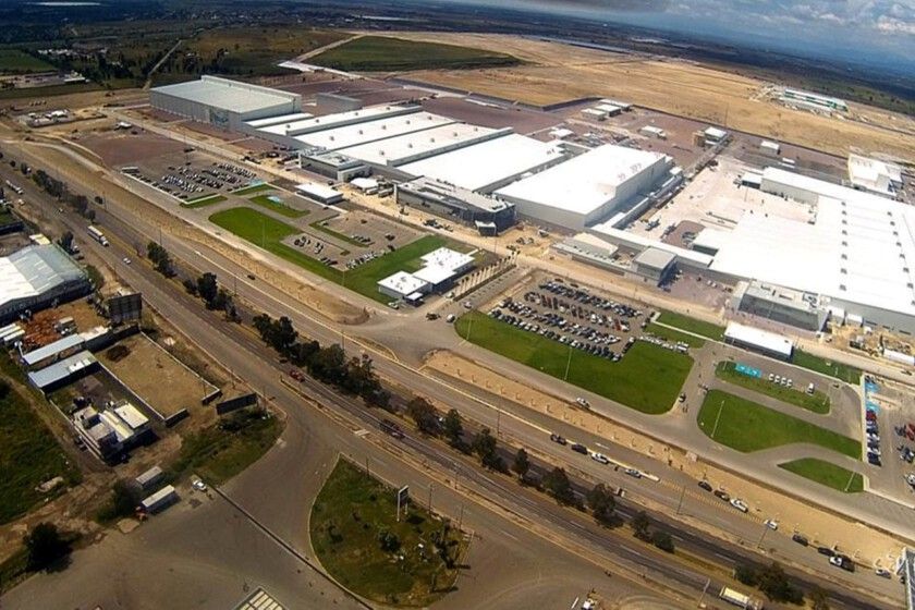 Nissan detiene temporalmente sus plantas en Aguascalientes y confirma cierre definitivo de COMPAS
