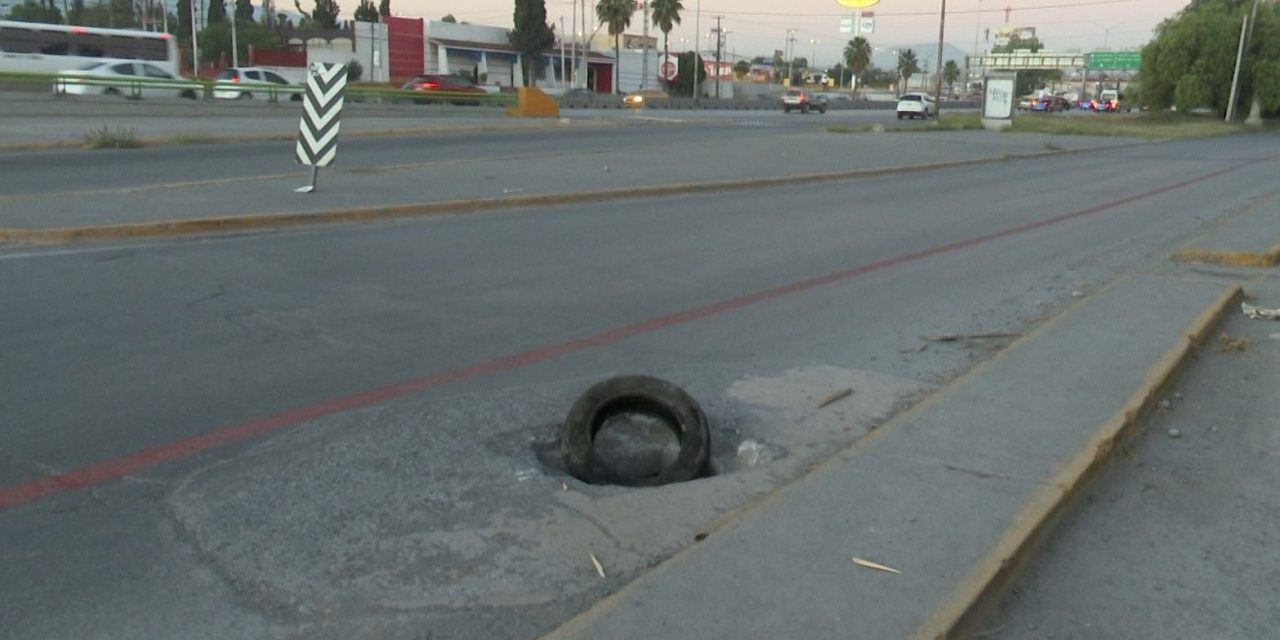 Alcantarilla representa un peligro para los automovilistas en bulevar Fundadores