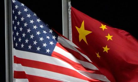 China y Estados Unidos buscan reanudar negociaciones comerciales para frenar tensiones arancelarias