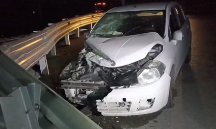 Saltillo: Ebrio toma carretera y termina en el hospital