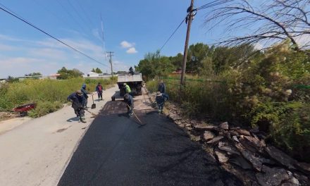 El gobierno municipal mejora calles y espacios públicos en Lomas de Lourdes