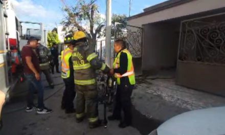 Explosión por tanque de gas provoca incendio en vivienda de la colonia Las Brisas