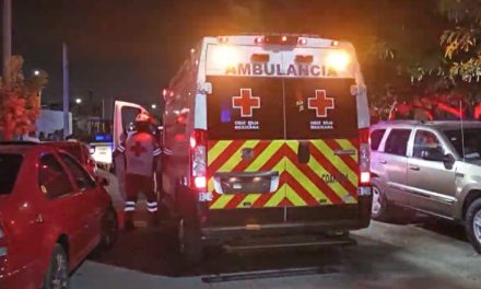 Saltillo: Ebrio atropelló a un peatón al escapar de un choque en Loma Linda