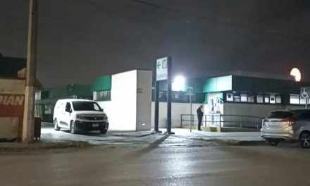 Joven motociclista muere tras accidentarse en su moto en Saltillo