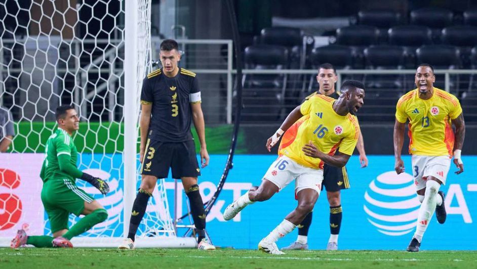 Colombia humilla a la Selección Mexicana